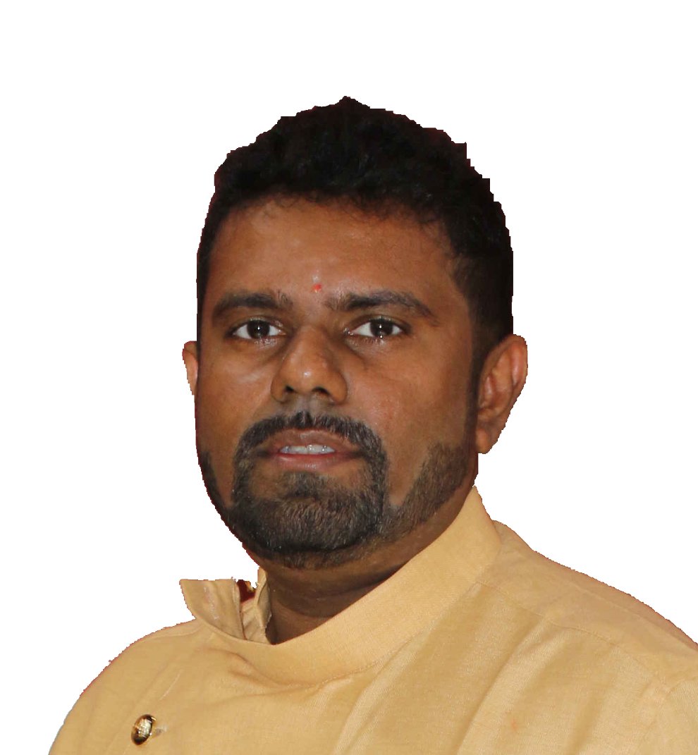 new-portrait-11-800x800